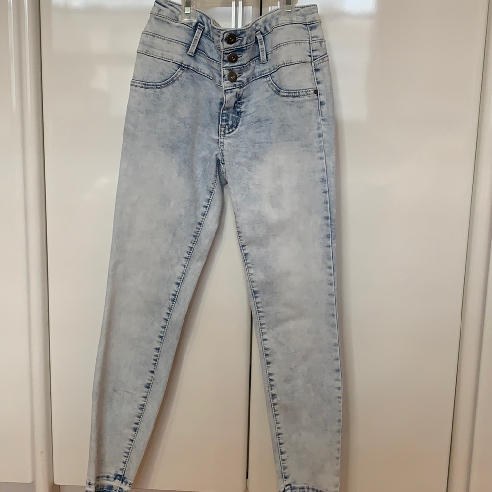 JUNIORS 7 HIGH RISE SCULPTING SKINNY JEANS